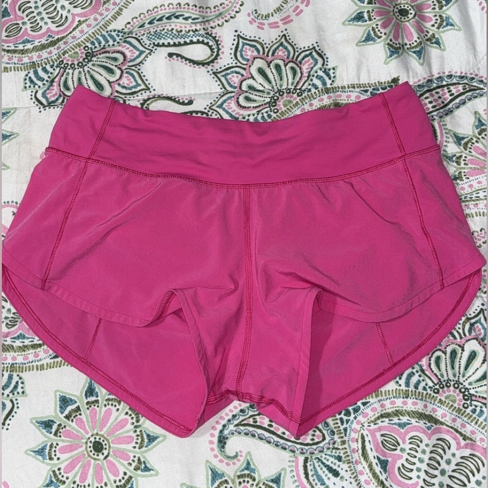 Lululemon speed up low-rise 2.5”
